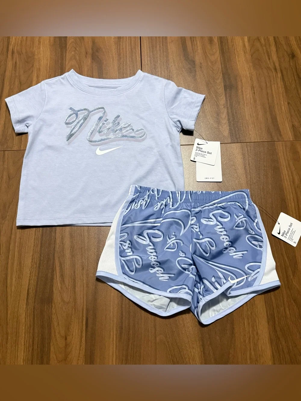 Nike Girls Outfit 2 Piece Matching Set Size 5 Shirt and Shorts New